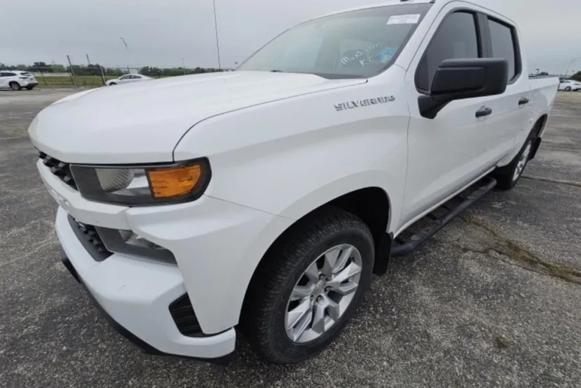2021 Chevrolet Silverado 1500 Custom photo 1