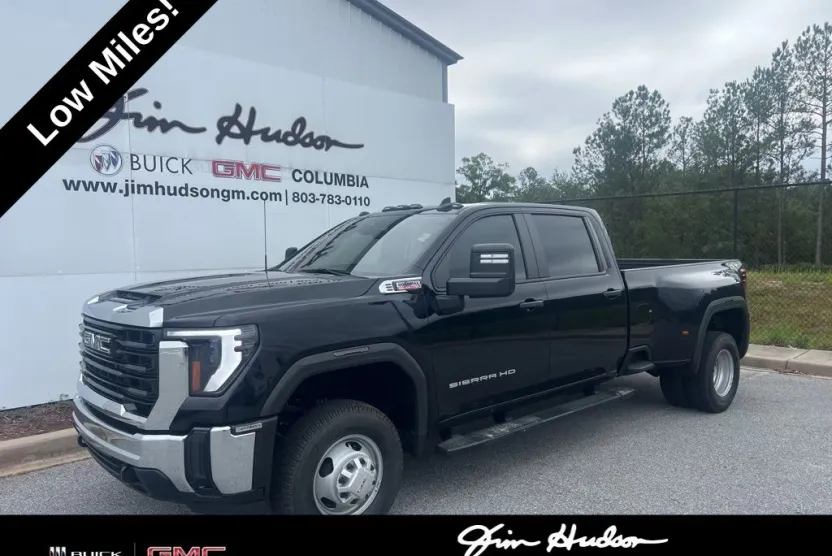 2024 Gmc Sierra 3500 HD Pro photo 1