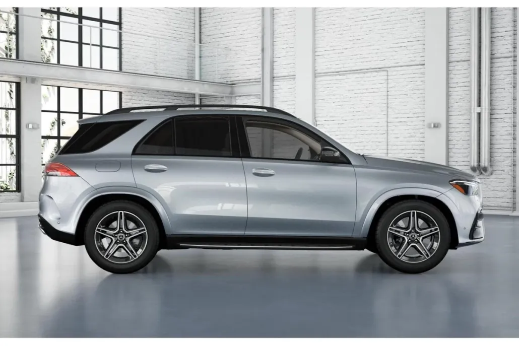 2026 Mercedes Benz GLE 450 4MATIC photo 1