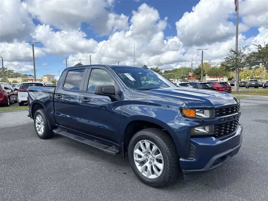 2022 Chevrolet Silverado 1500 Custom photo 1