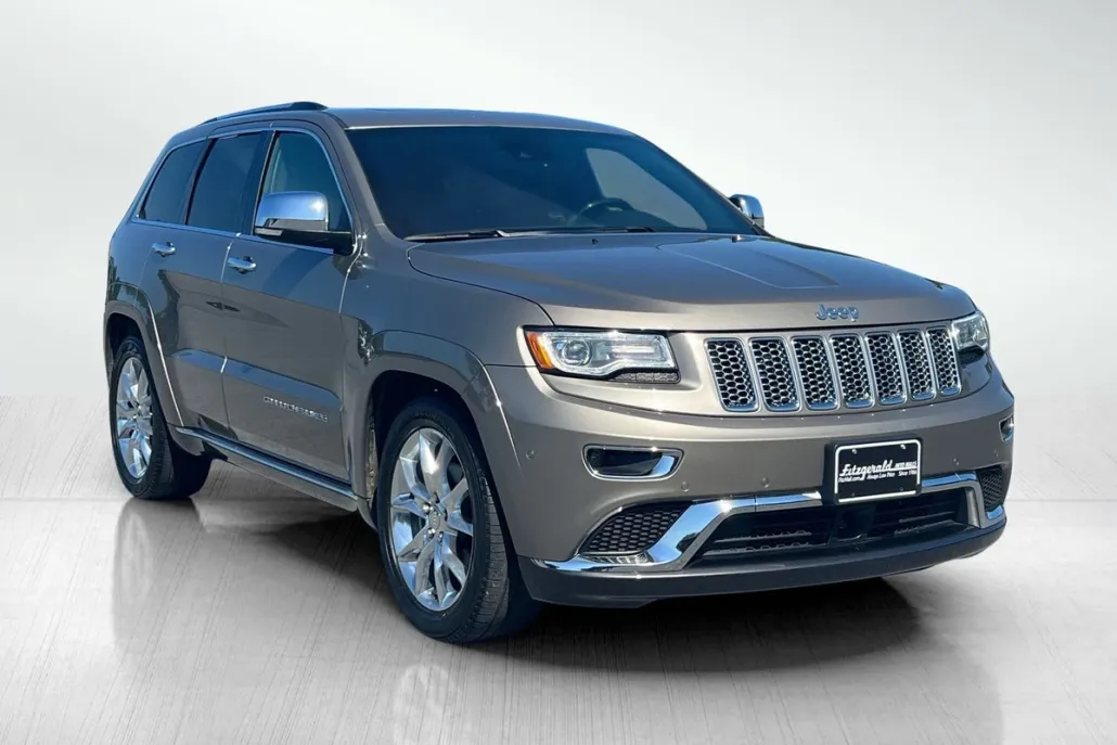 2016 Jeep Grand Cherokee Summit photo 1