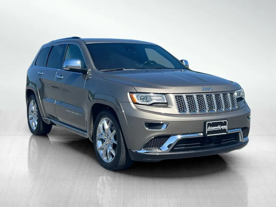 2016 Jeep Grand Cherokee Summit photo 1