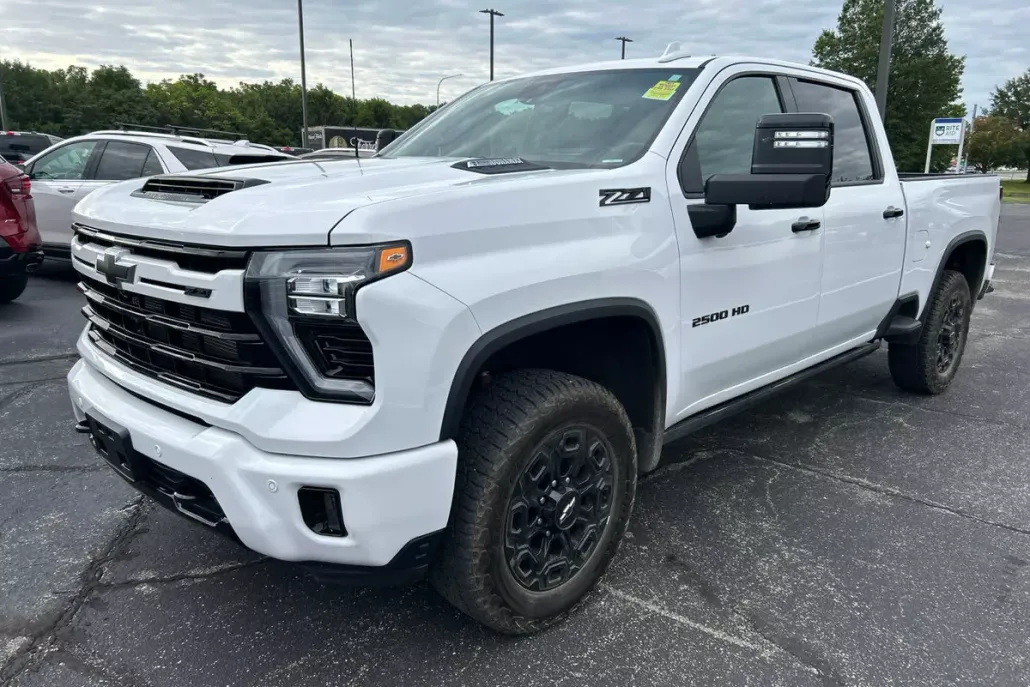 2024 Chevrolet Silverado 2500HD LTZ photo 1