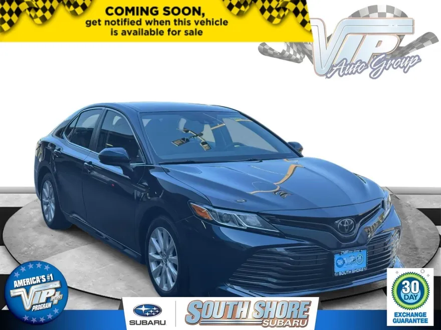 2019 Toyota Camry SE XLE photo 1