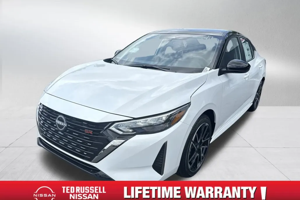 2025 Nissan Sentra SR photo 1