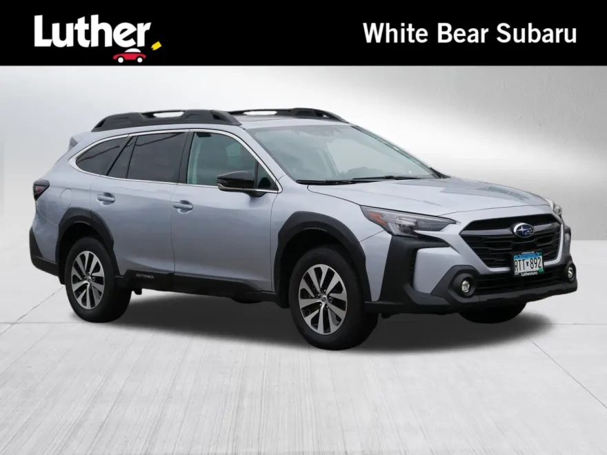 2025 Subaru Outback Premium photo 1