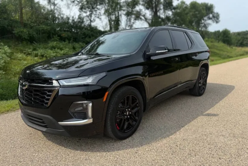 2022 Chevrolet Traverse Premier photo 1