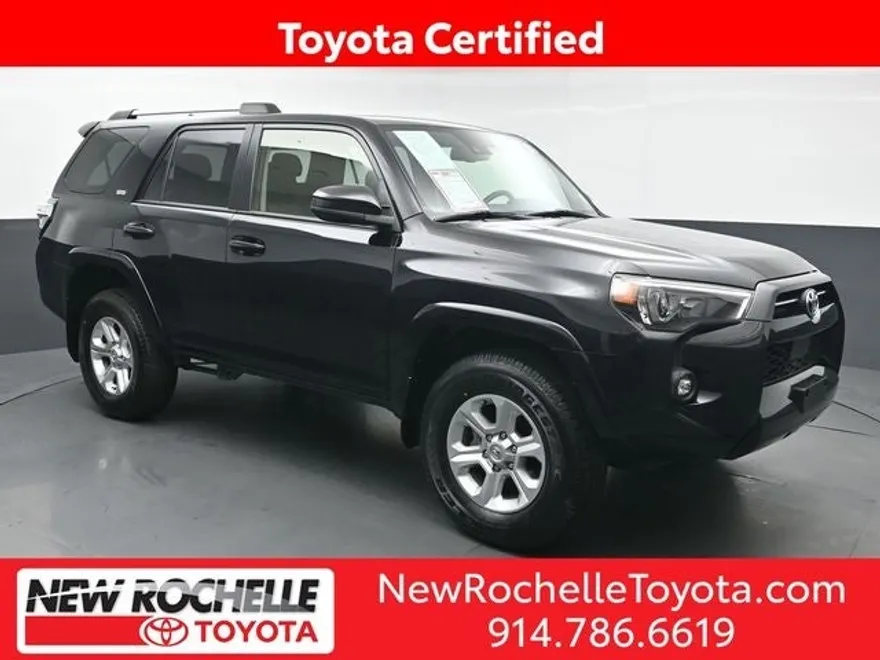 2023 Toyota 4Runner SR5 photo 1