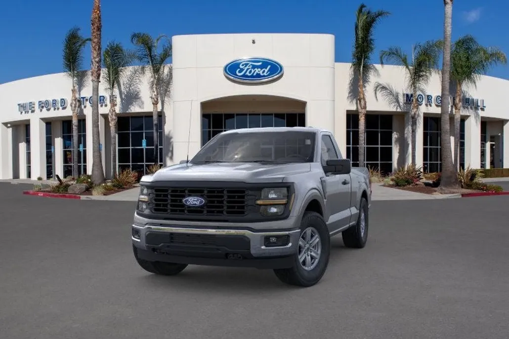 2025 Ford F-150 XL photo 1