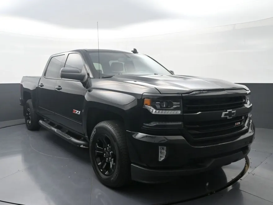 2018 Chevrolet Silverado 1500 LTZ photo 1