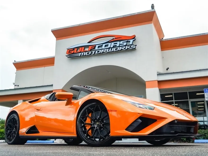 2021 Lamborghini Huracan Evo Spyder photo 1
