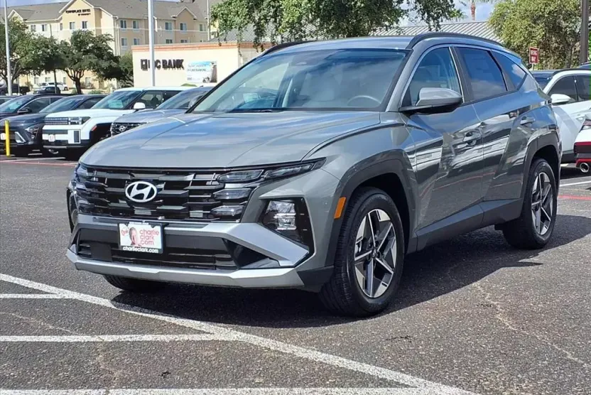 2026 Hyundai Tucson SEL photo 1
