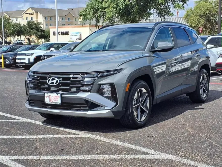 2026 Hyundai Tucson SEL photo 1