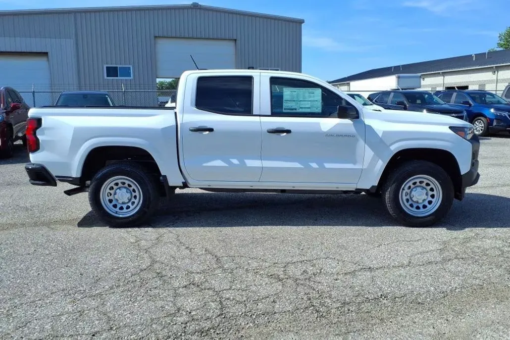 2026 Chevrolet Colorado Work Truck photo 1