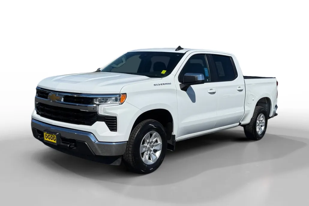 2022 Chevrolet Silverado 1500 LT photo 1