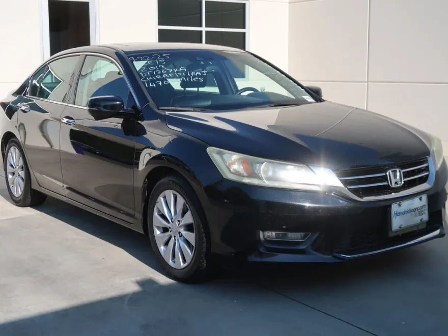 2013 Honda Accord EX-L photo 1