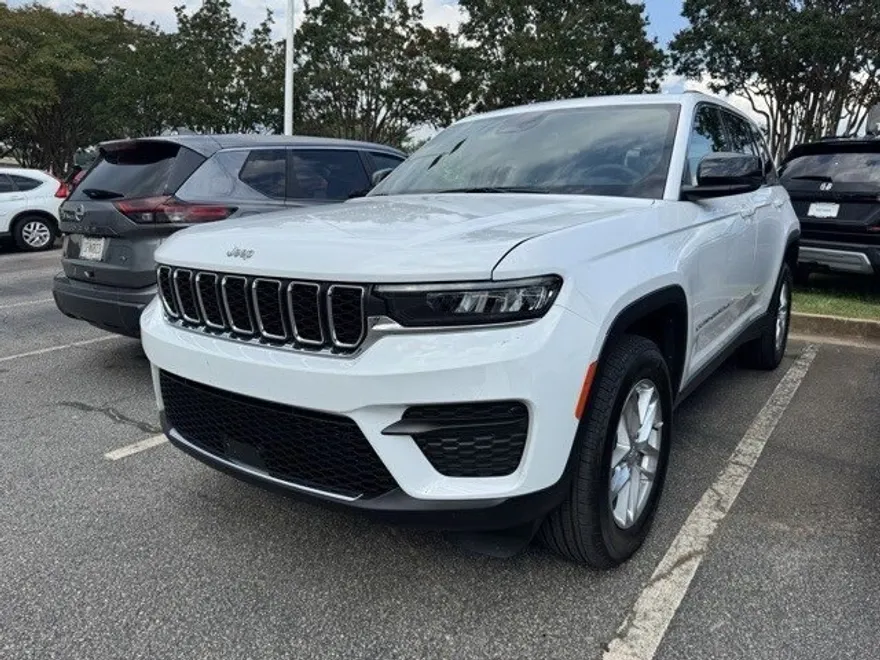 2025 Jeep Grand Cherokee Laredo X photo 1