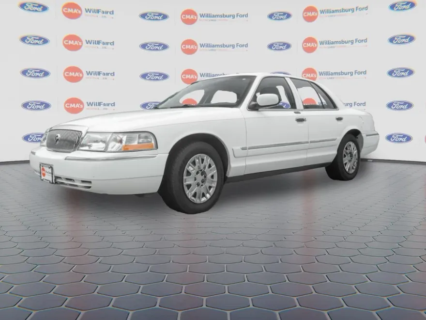 2005 Mercury Grand Marquis GS photo 1
