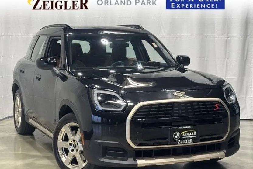 2025 Mini Countryman ALL4 S photo 1