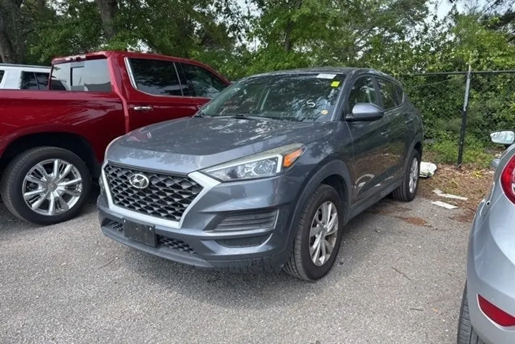 2019 Hyundai Tucson SE photo 1