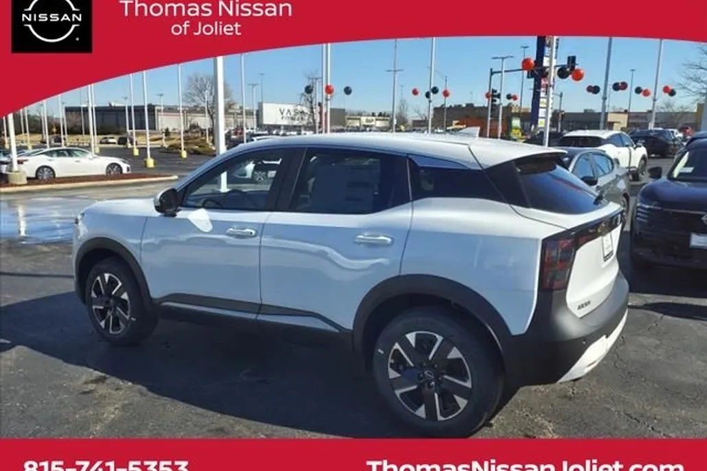 2025 Nissan Kicks SV photo 1