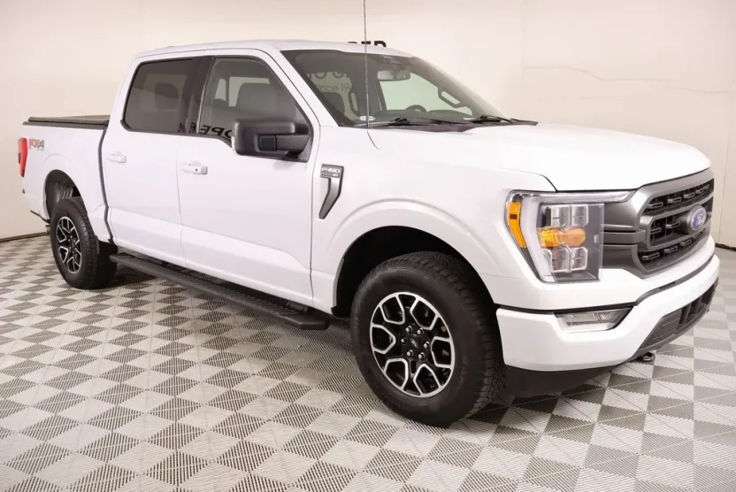 2022 Ford F-150 XLT photo 1