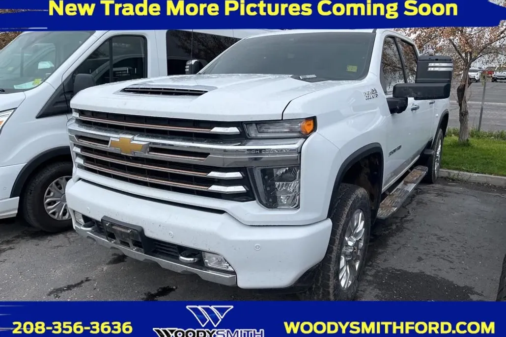 2022 Chevrolet Silverado High Country photo 1