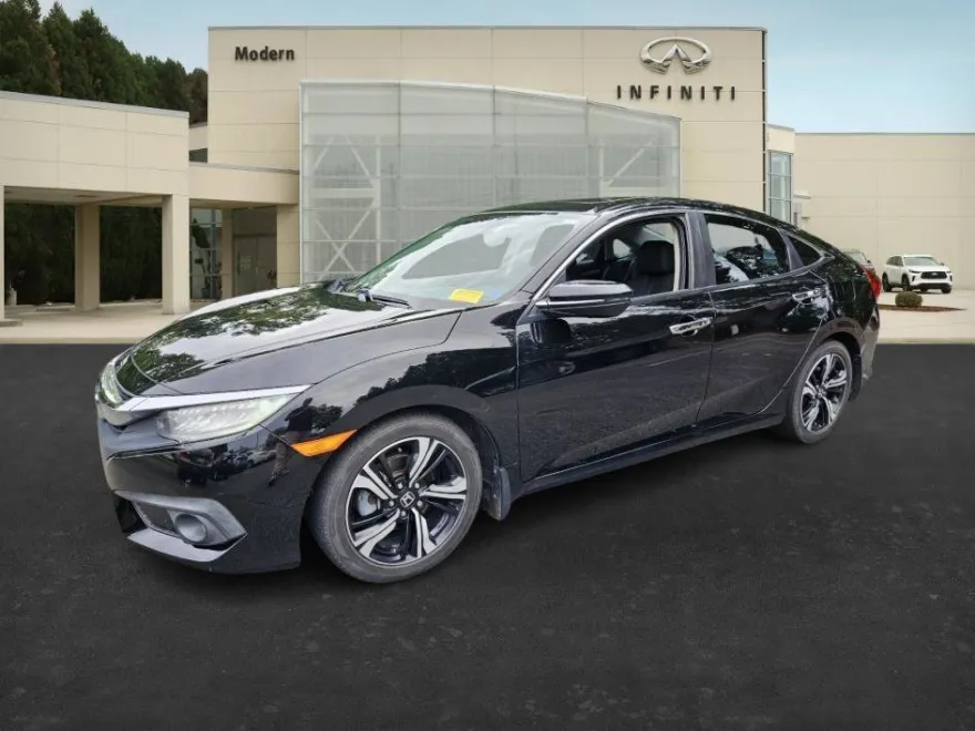 2016 Honda Civic Touring photo 1