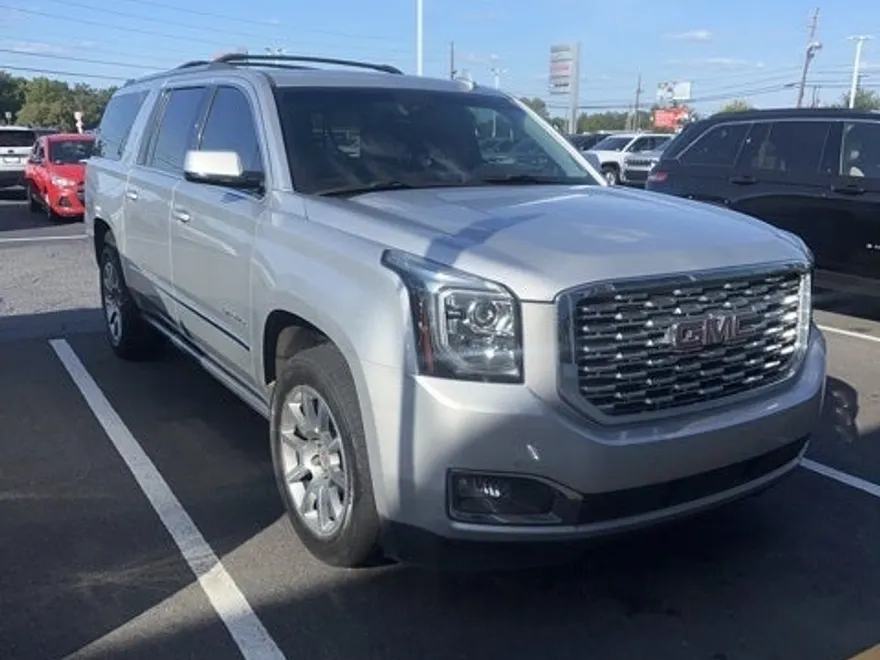 2019 Gmc Yukon XL Denali photo 1