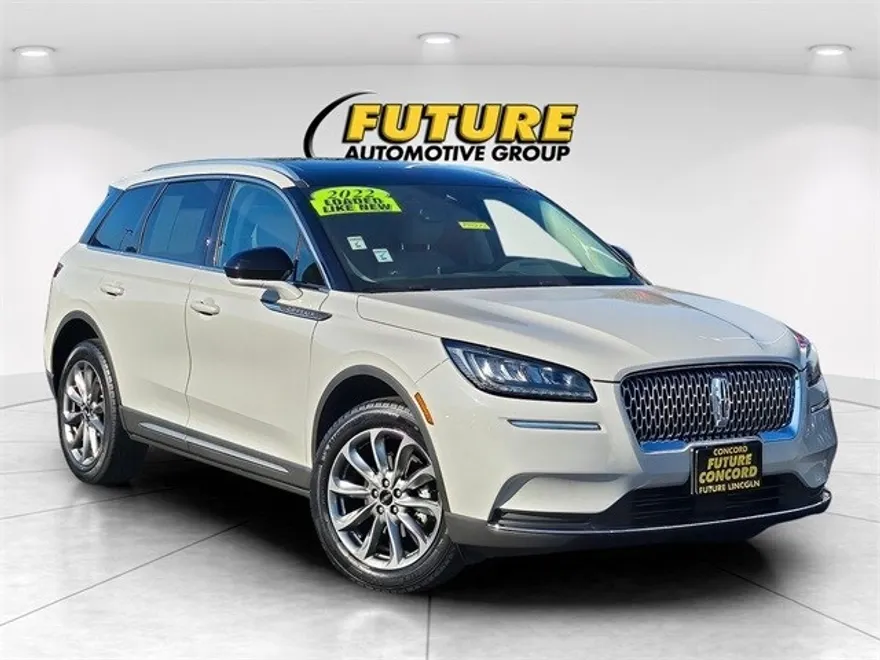 2022 Lincoln Corsair Standard photo 1