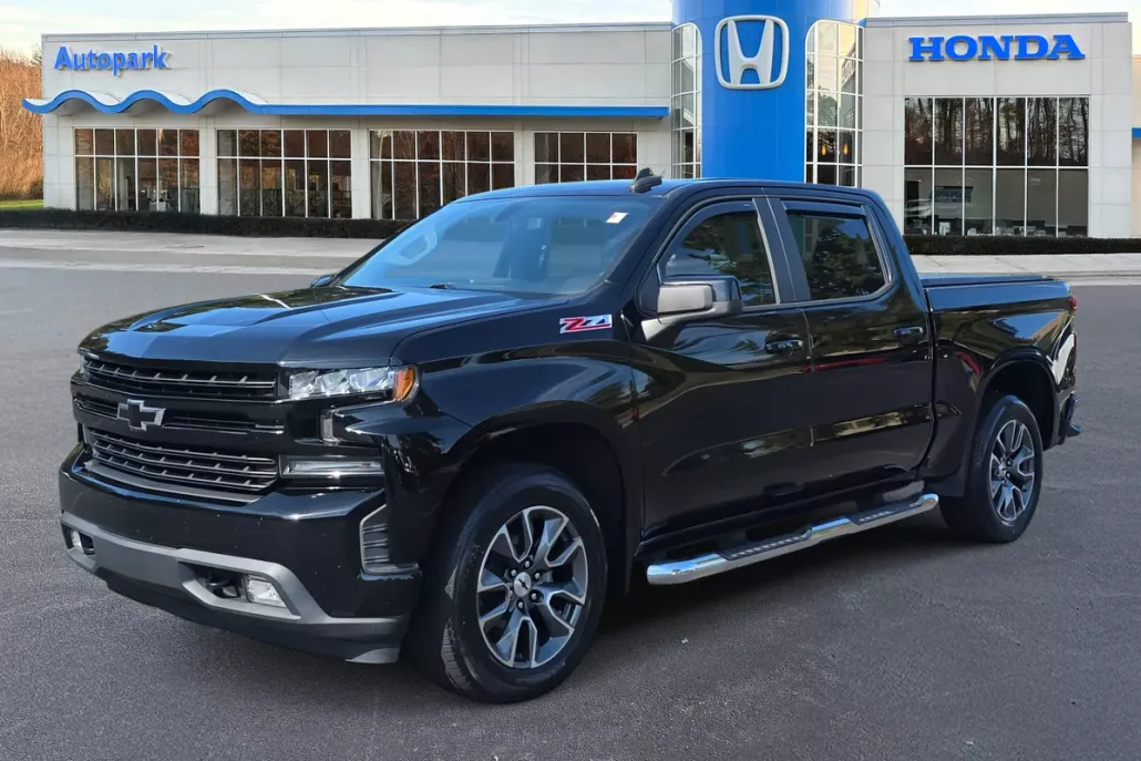 2019 Chevrolet Silverado 1500 RST photo 1