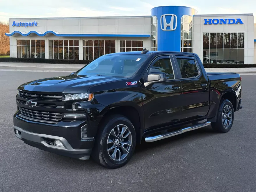 2019 Chevrolet Silverado 1500 RST photo 1