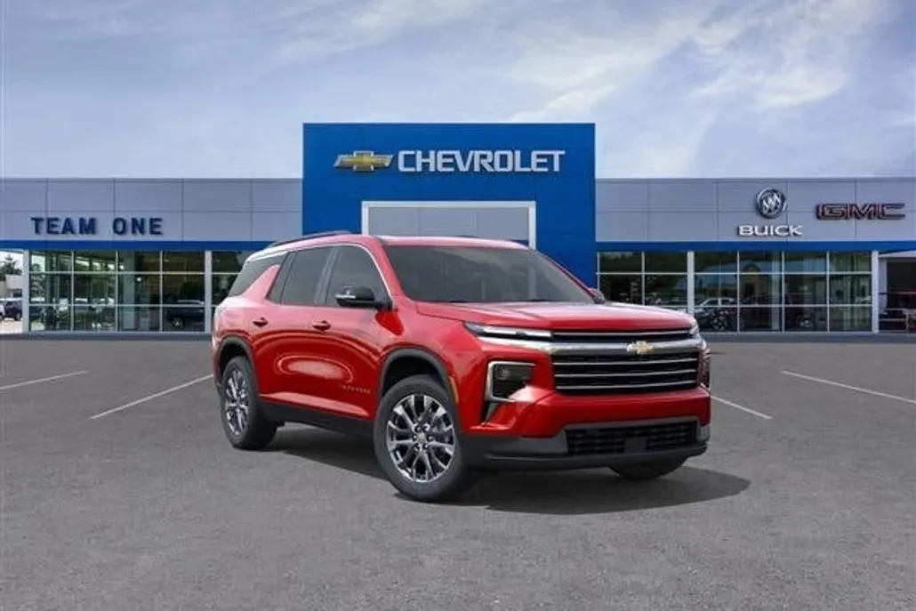 2025 Chevrolet Traverse photo 1