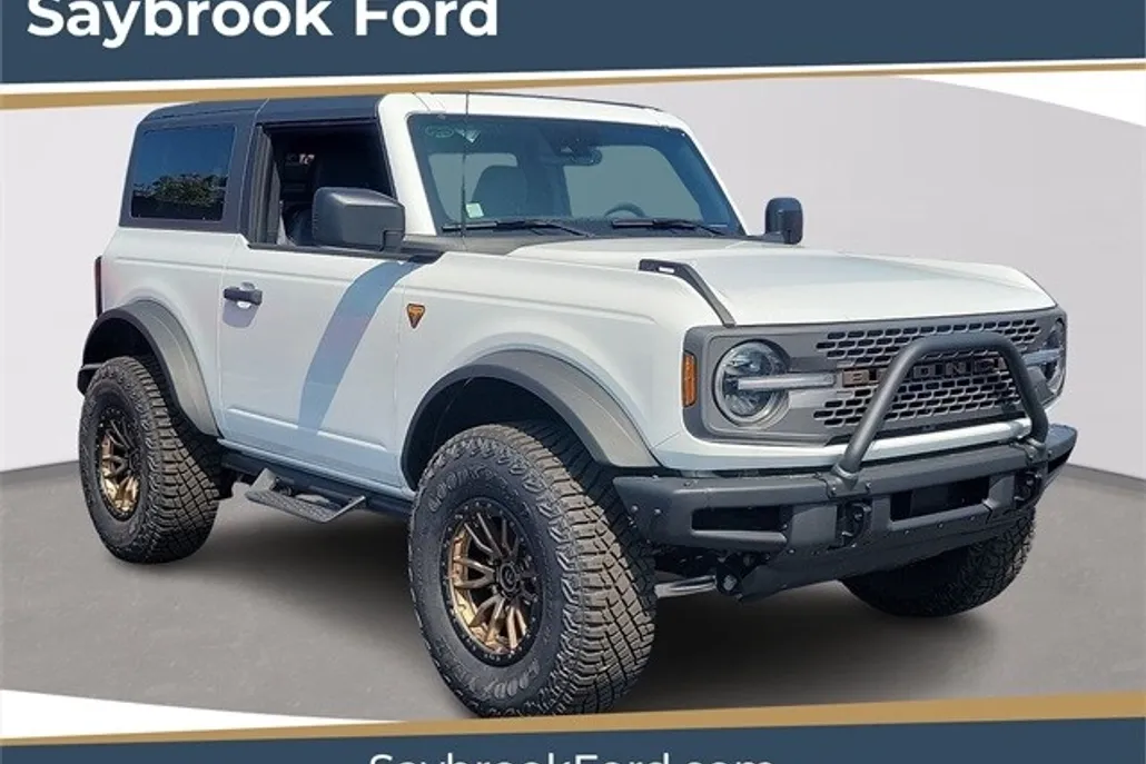 2024 Ford Bronco Badlands photo 1