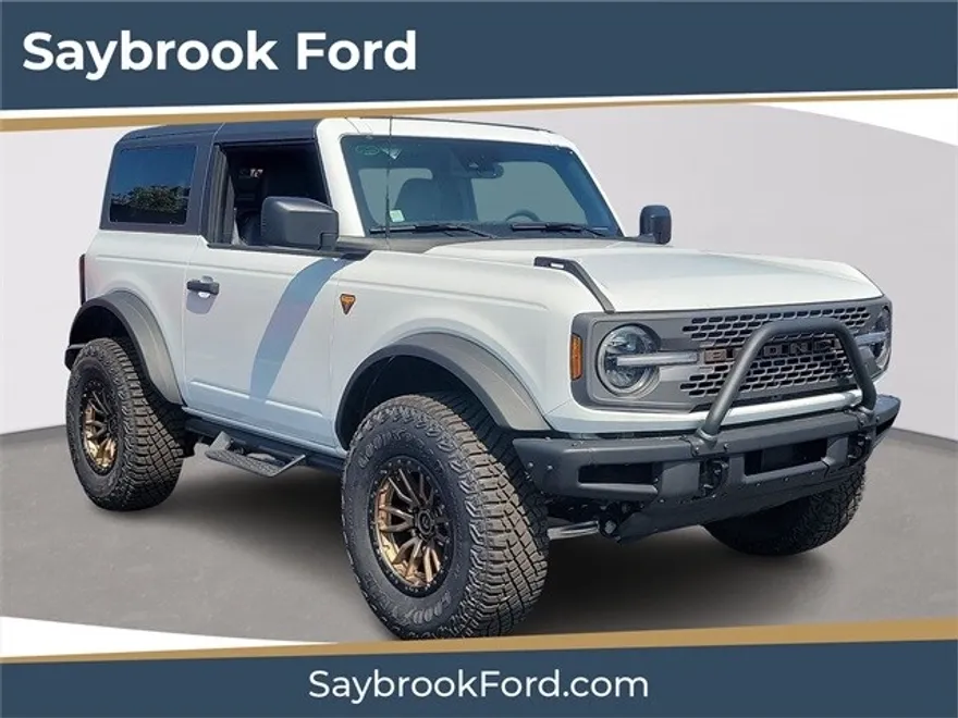 2024 Ford Bronco Badlands photo 1
