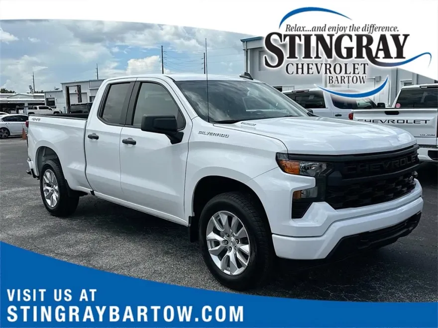 2026 Chevrolet Silverado 1500 Custom photo 1