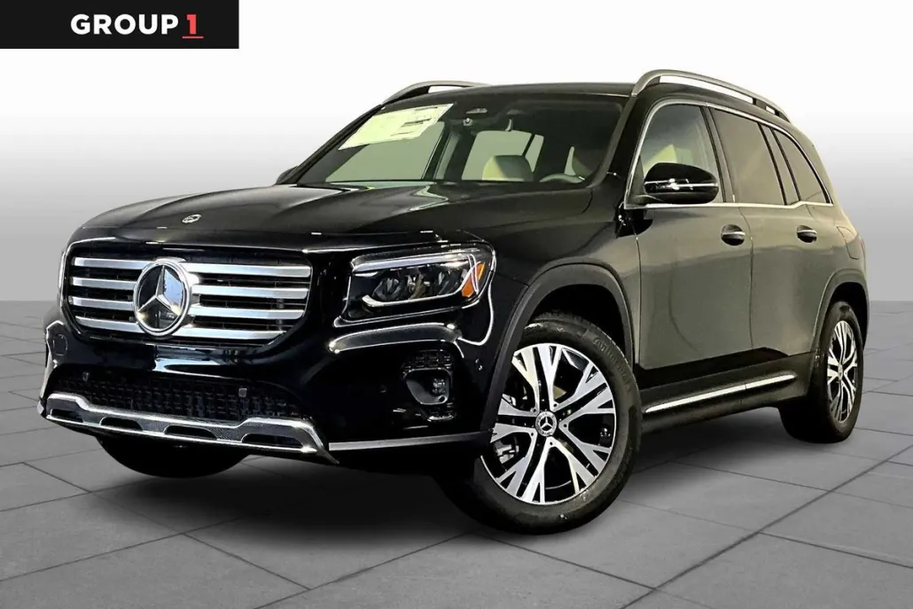 2026 Mercedes Benz GLB 250 4MATIC photo 1