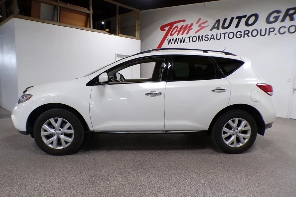 2014 Nissan Murano SL photo 1