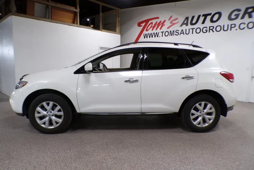 2014 Nissan Murano SL photo 1