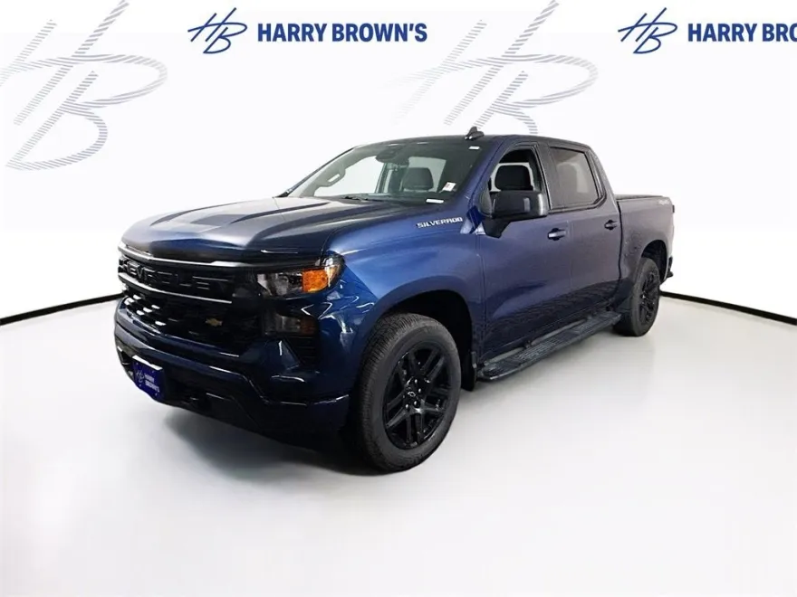 2023 Chevrolet Silverado 1500 Custom photo 1