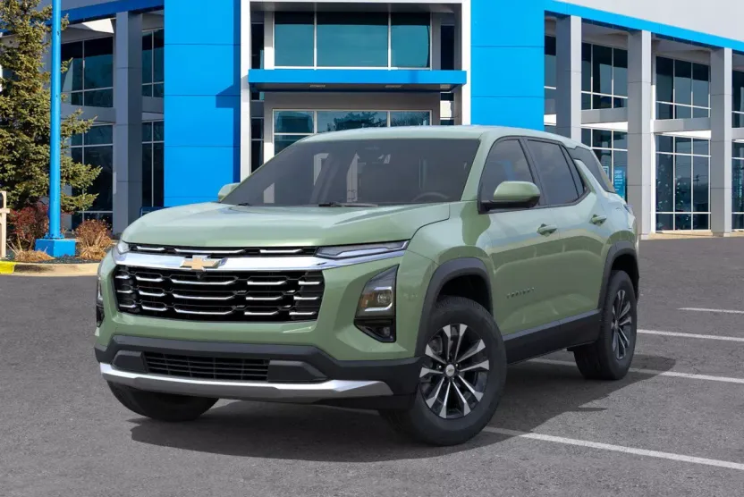 2026 Chevrolet Equinox LT photo 1