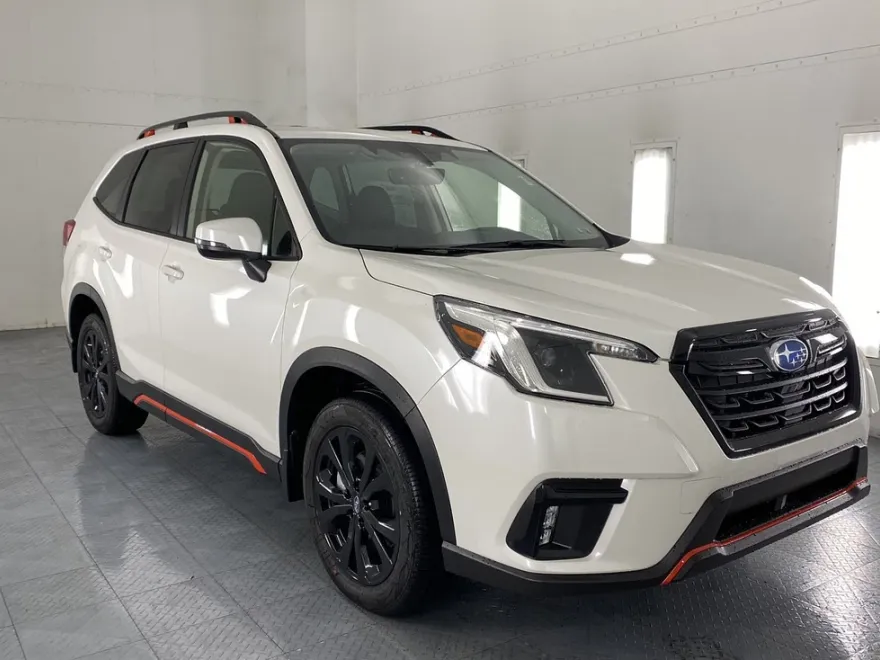 2024 Subaru Forester Sport photo 1