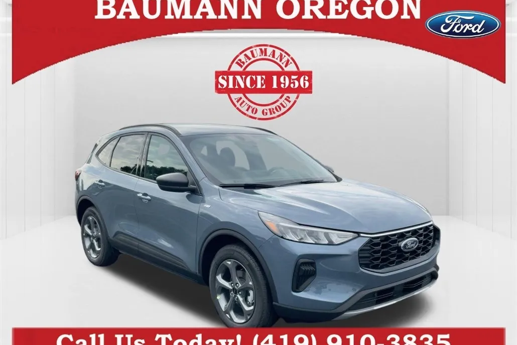2025 Ford Escape ST-Line photo 1