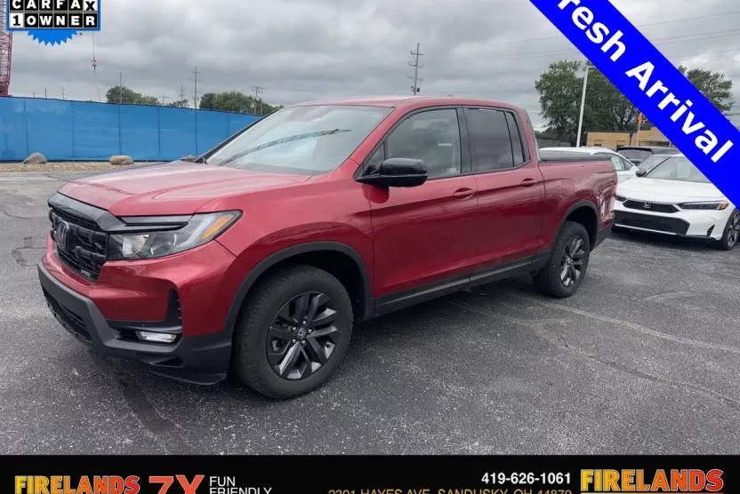 2024 Honda Ridgeline Sport photo 1