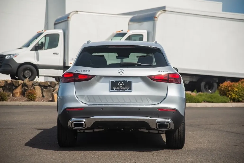 2025 Mercedes Benz GLA 250 4MATIC photo 1