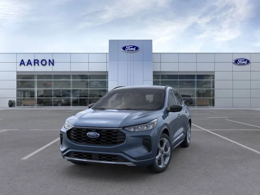 2024 Ford Escape ST-Line photo 1