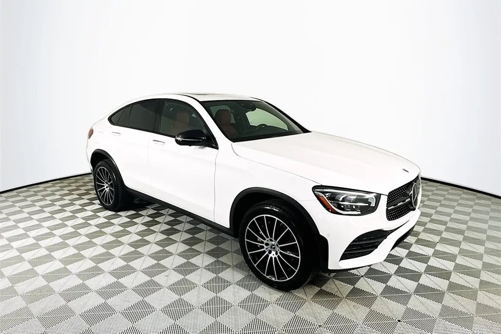 2023 Mercedes Benz GLC 300 4MATIC photo 1