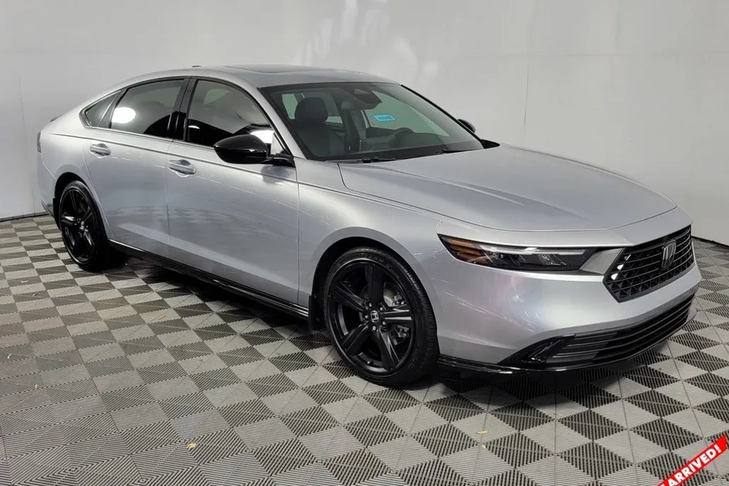 2025 Honda Accord Hybrid Sport-L photo 1