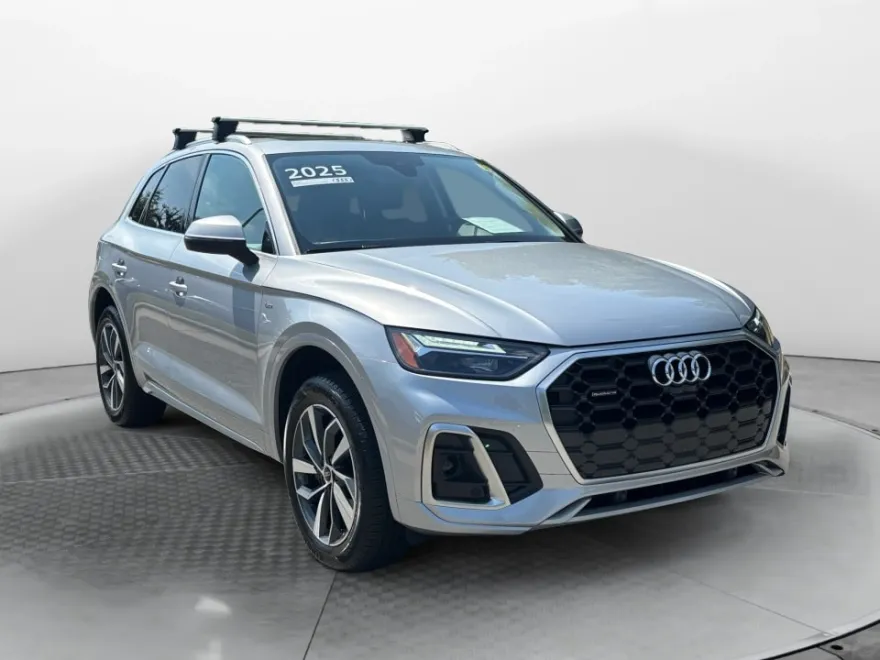 2025 Audi Q5 Premium Plus 45 TFSI S line photo 1