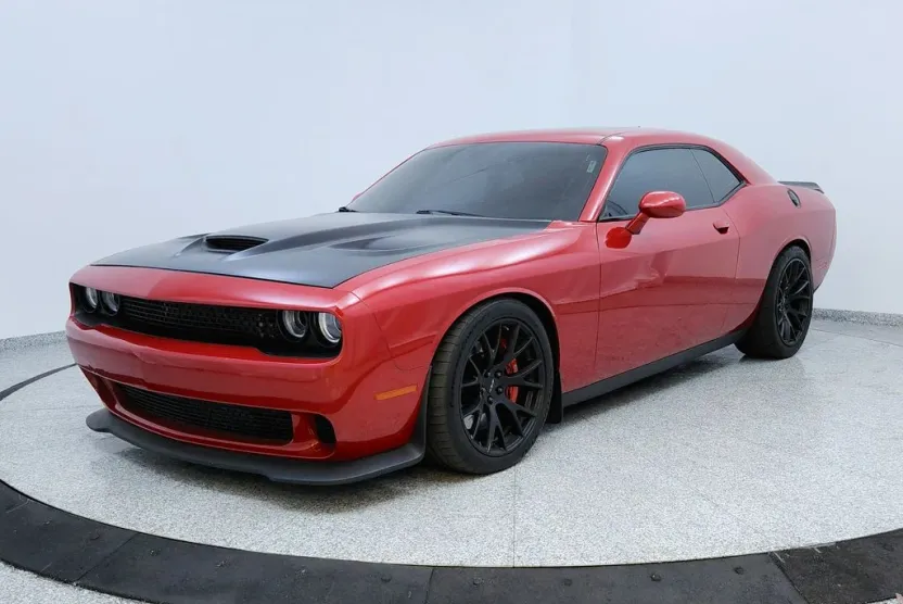2016 Dodge Challenger SRT8 Hellcat photo 1